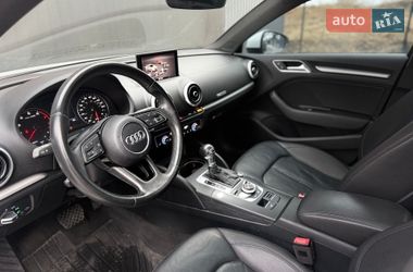 Седан Audi A3 2018 в Львове