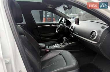Седан Audi A3 2018 в Львове