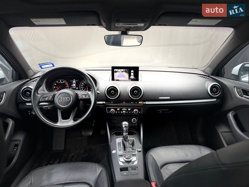 Седан Audi A3 2018 в Львове