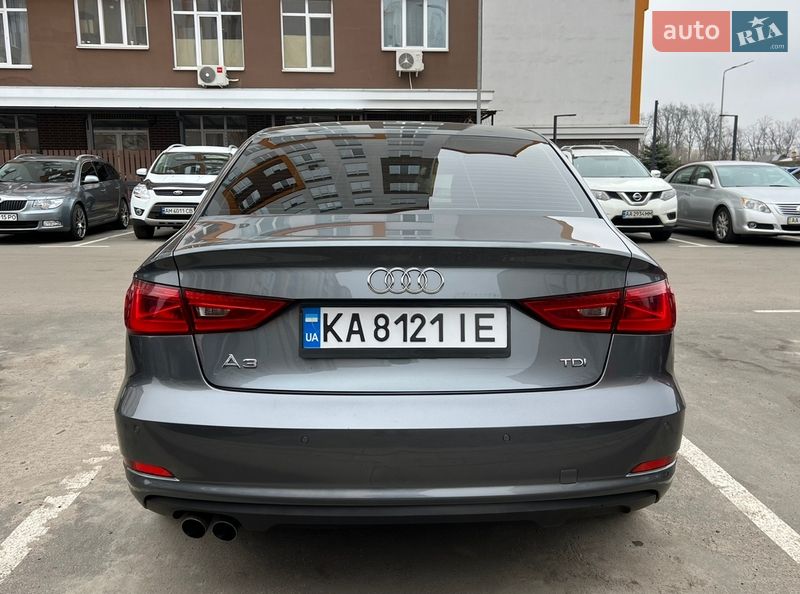 Седан Audi A3 2016 в Киеве