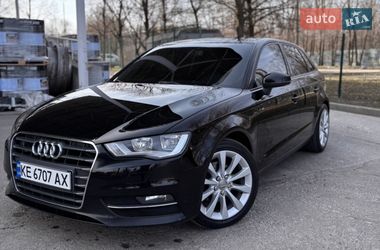 Хетчбек Audi A3 2015 в Дніпрі