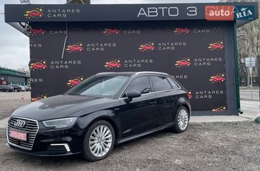 Хэтчбек Audi A3 2017 в Запорожье