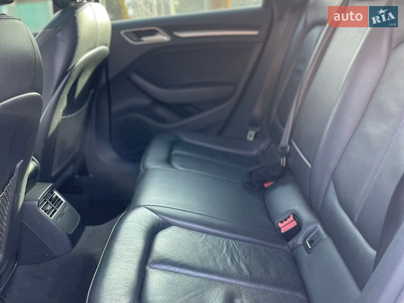 Седан Audi A3 2017 в Ужгороді фото 24 Седан Audi A3 2017 в Ужгороді