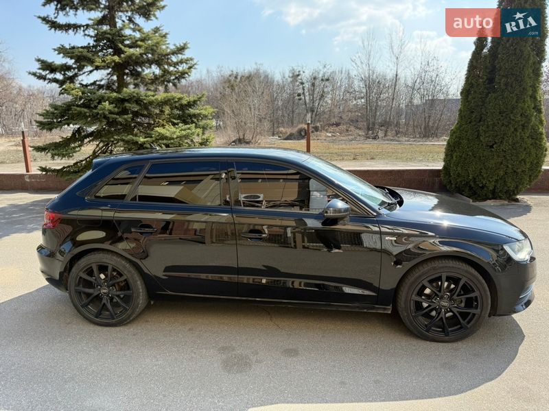 Хетчбек Audi A3 2014 в Києві