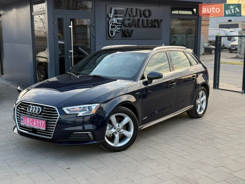Хэтчбек Audi A3 2016 в Ровно фото 3 Хэтчбек Audi A3 2016 в Ровно
