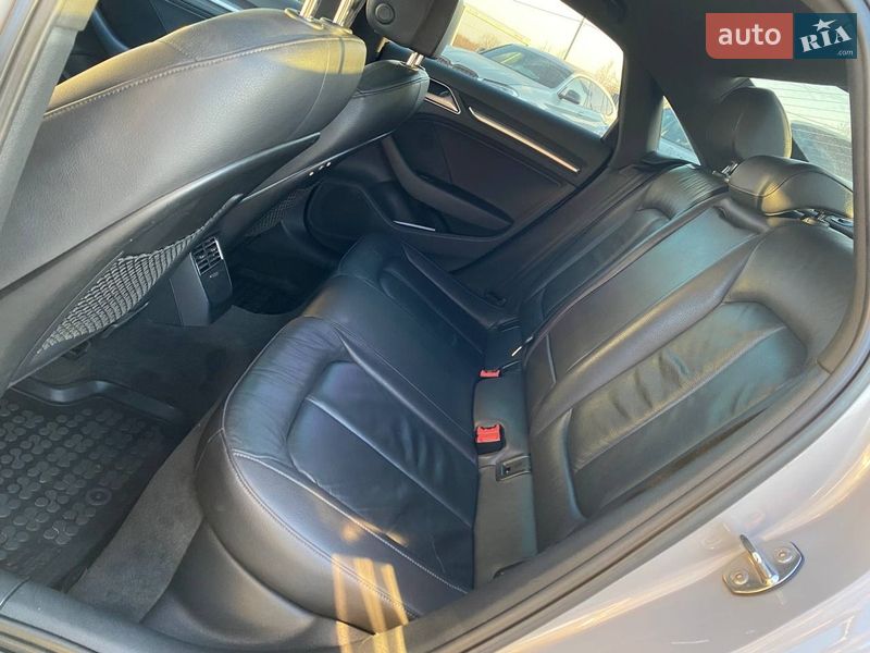 Седан Audi A3 2014 в Ивано-Франковске