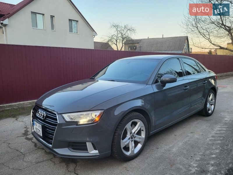 2017 Audi A3, VIN WAUAUGFF5J1032271:plate — фото 1 (autoria)