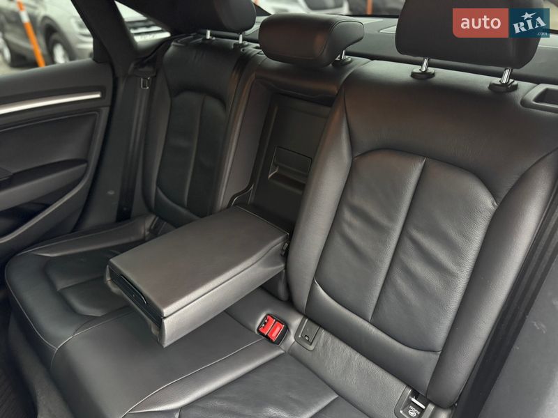 Седан Audi A3 2015 в Умани