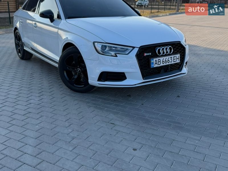 Седан Audi A3 2016 в Бершади