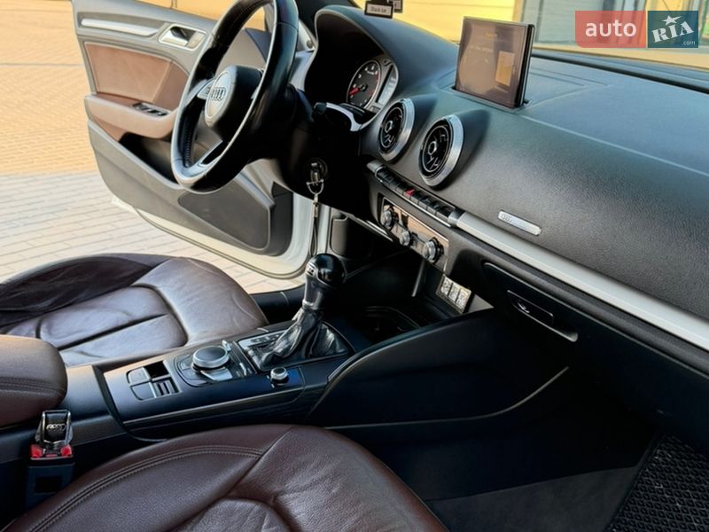 Седан Audi A3 2016 в Бершади