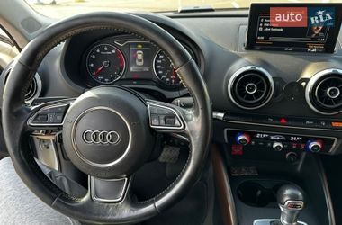 Седан Audi A3 2015 в Киеве