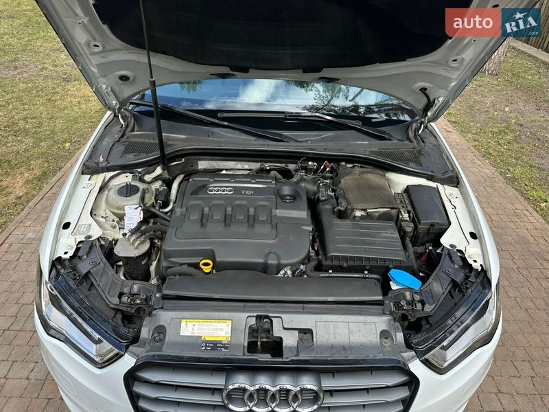 Хэтчбек Audi A3 2015 в Киеве