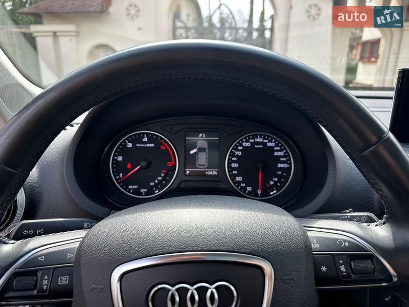 Хэтчбек Audi A3 2015 в Киеве