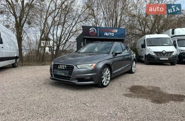 Седан Audi A3 2015 в Рівному