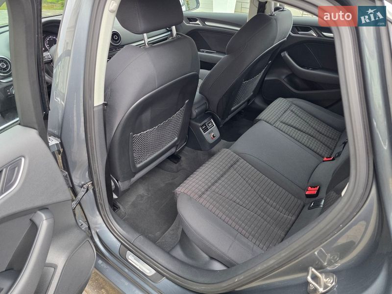 Седан Audi A3 2013 в Одессе