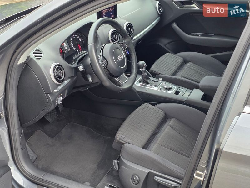 Седан Audi A3 2013 в Одессе
