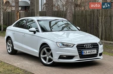 Седан Audi A3 2013 в Киеве
