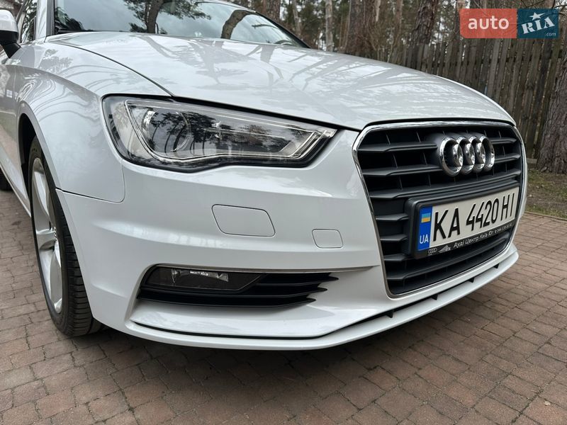 Седан Audi A3 2013 в Киеве