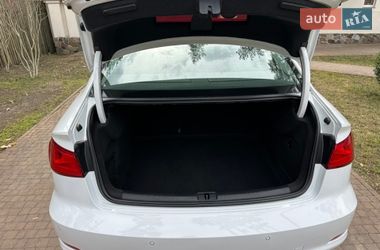Седан Audi A3 2013 в Киеве