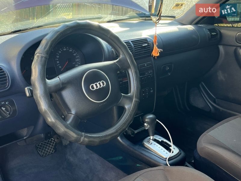 Хетчбек Audi A3 2001 в Городенці