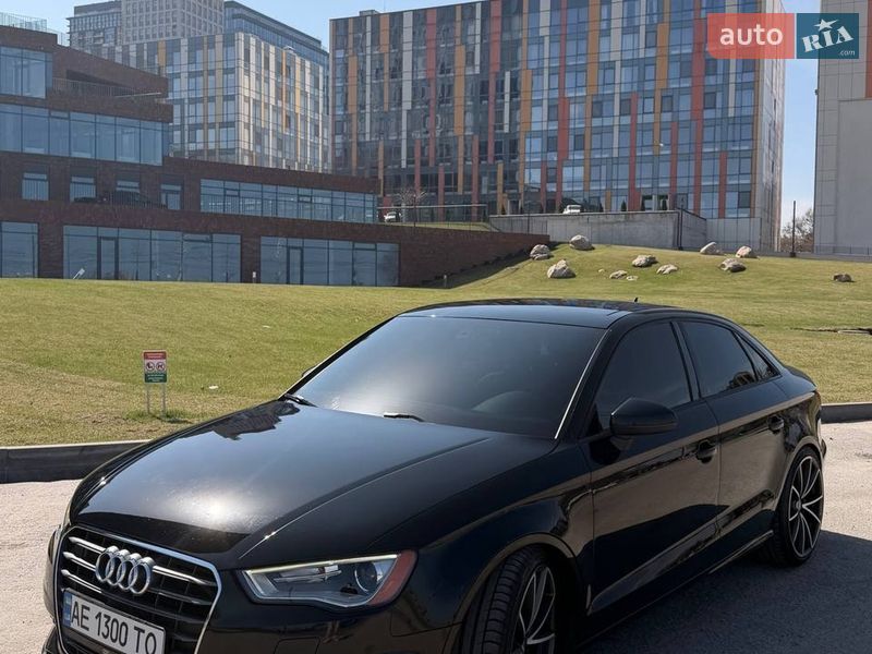 Седан Audi A3 2014 в Днепре
