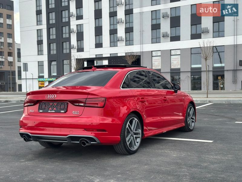 Седан Audi A3 2017 в Рівному