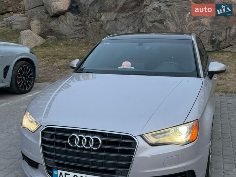 Седан Audi A3 2015 в Дніпрі фото 2 Седан Audi A3 2015 в Дніпрі