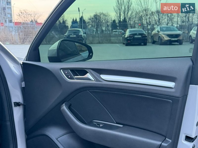 Седан Audi A3 2015 в Дніпрі фото 11 Седан Audi A3 2015 в Дніпрі