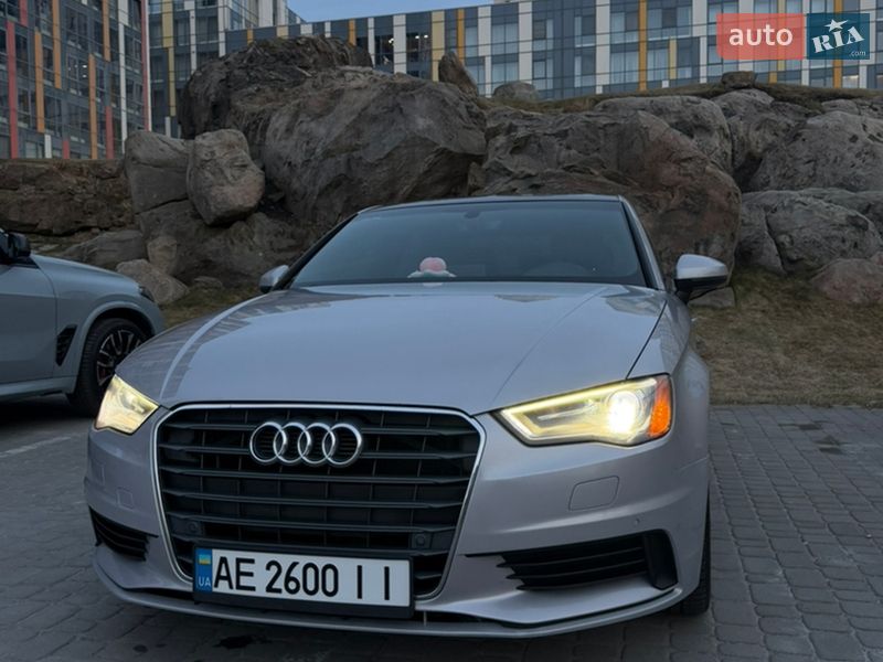 Седан Audi A3 2015 в Дніпрі фото 27 Седан Audi A3 2015 в Дніпрі