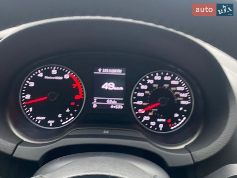 Седан Audi A3 2017 в Киеве