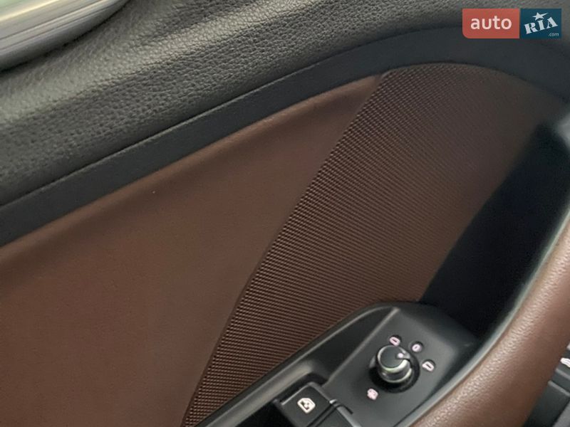Седан Audi A3 2017 в Киеве