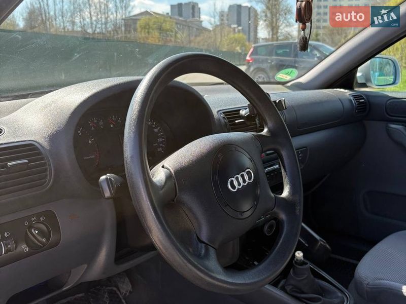 Хэтчбек Audi A3 2000 в Ивано-Франковске