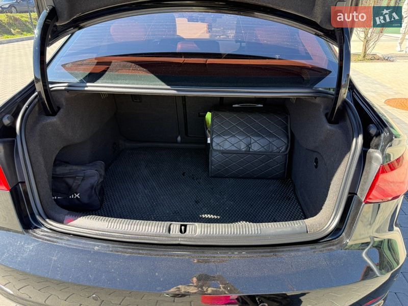Седан Audi A3 2014 в Ірпені