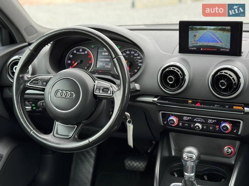 Седан Audi A3 2016 в Дрогобичі