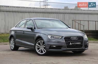 Седан Audi A3 2015 в Киеве