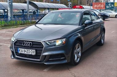 Седан Audi A3 2018 в Киеве