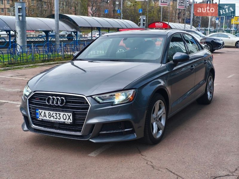 Седан Audi A3 2018 в Києві фото Седан Audi A3 2018 в Києві