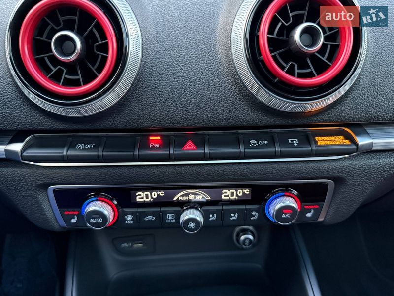 Седан Audi A3 2016 в Харкові