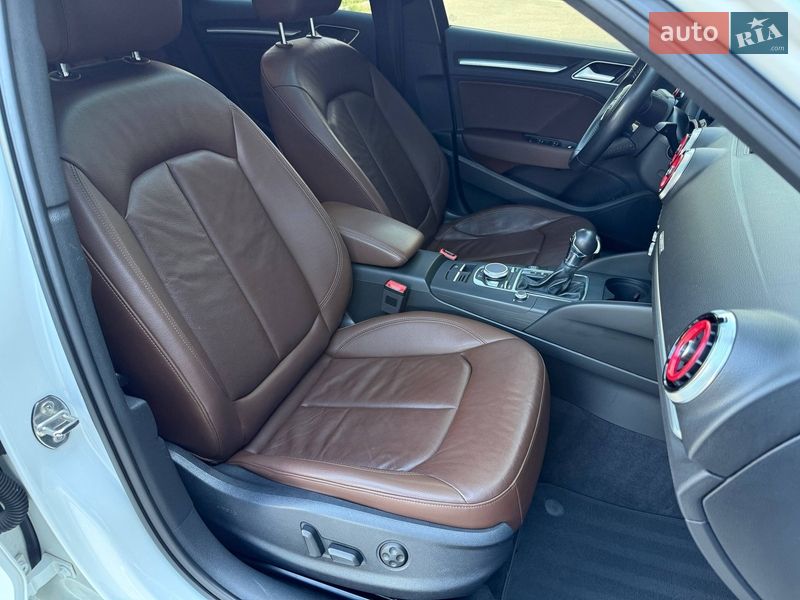 Седан Audi A3 2016 в Харкові