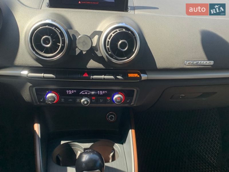 Седан Audi A3 2015 в Києві