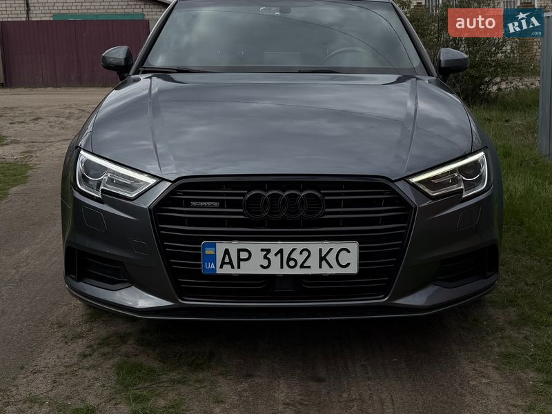 Седан Audi A3 2017 в Харькове