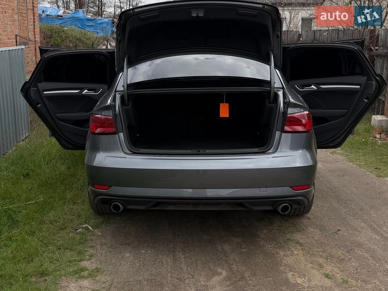 Седан Audi A3 2017 в Харькове