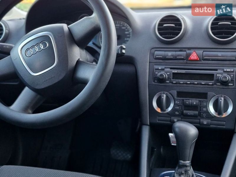 Хэтчбек Audi A3 2005 в Изяславе