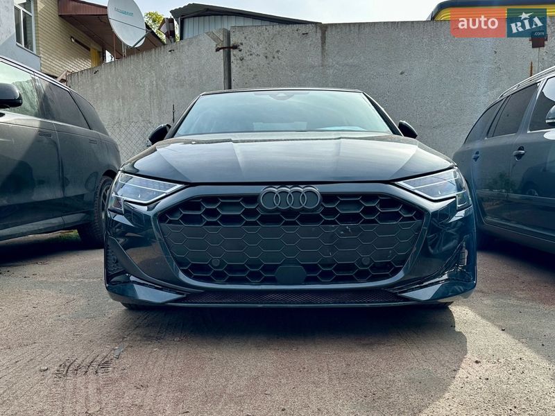 Седан Audi A3 2025 в Киеве