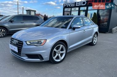 Седан Audi A3 2015 в Львове