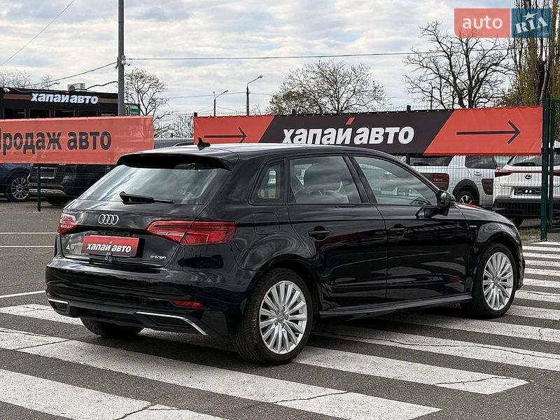 Хэтчбек Audi A3 2017 в Одессе