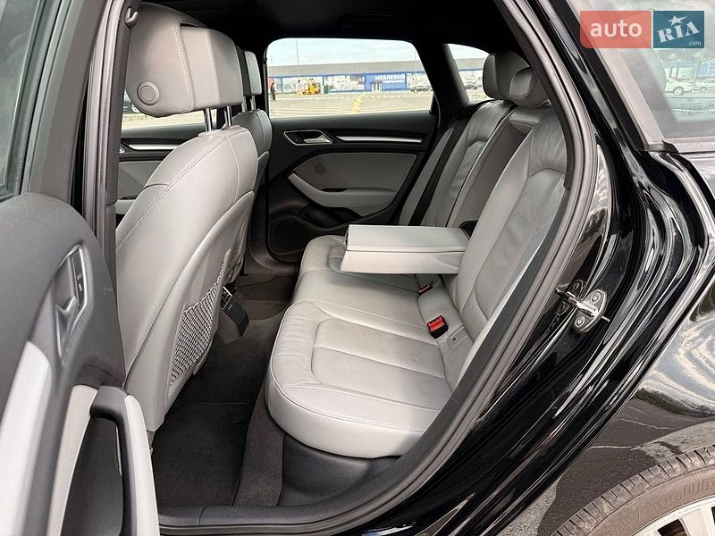 Хэтчбек Audi A3 2017 в Одессе