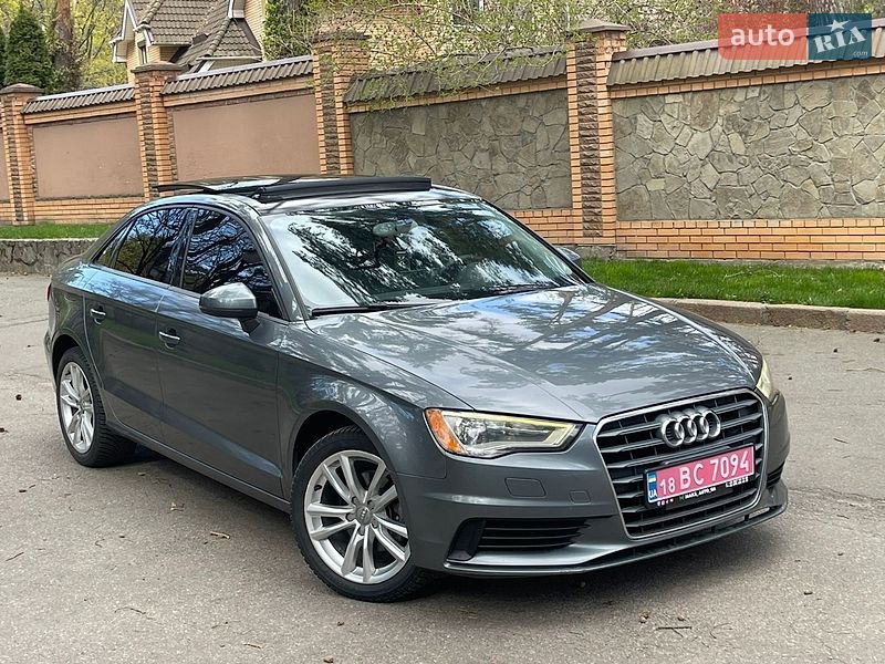 Седан Audi A3 2015 в Чернигове