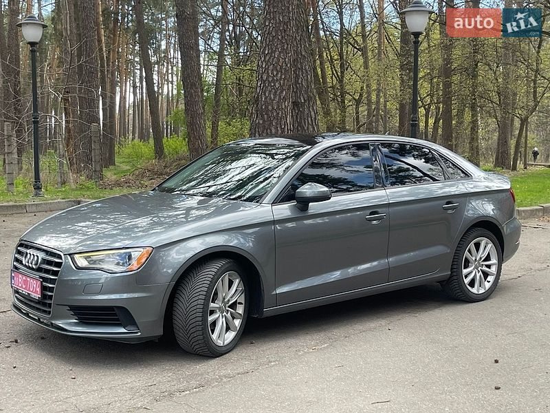 Седан Audi A3 2015 в Чернигове