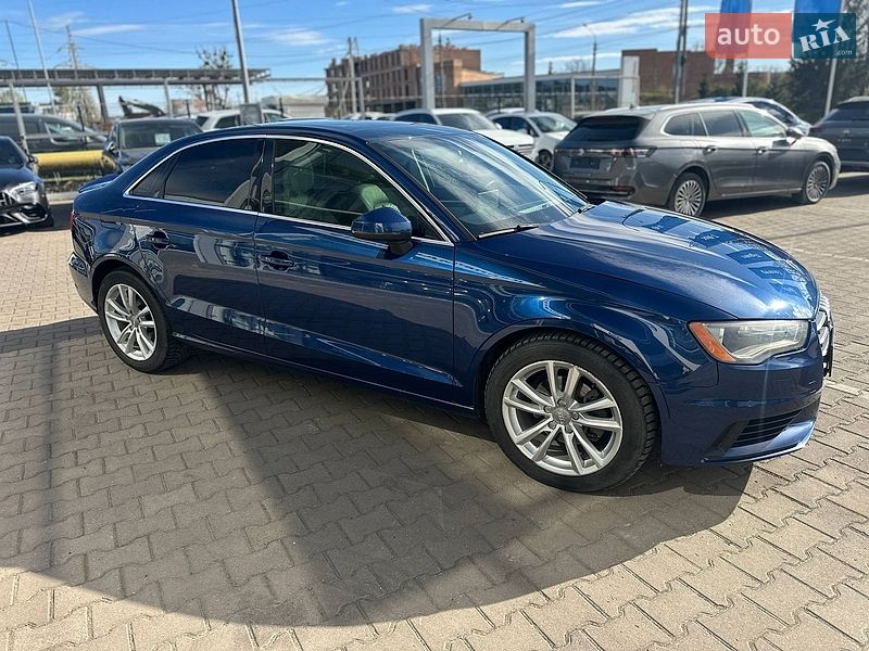 Седан Audi A3 2014 в Черновцах